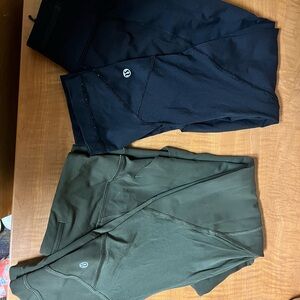Lululemon Black and Olive Leggings Set